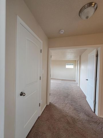 8509 Mock Heather Road NW, Albuquerque, NM 87120