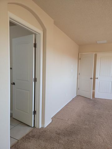 8509 Mock Heather Road NW, Albuquerque, NM 87120