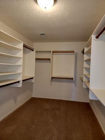 8509 Mock Heather Road NW, Albuquerque, NM 87120