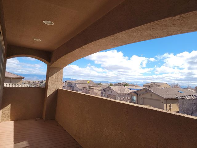 8509 Mock Heather Road NW, Albuquerque, NM 87120