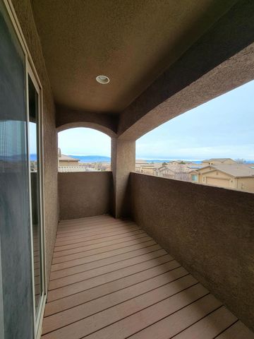 8509 Mock Heather Road NW, Albuquerque, NM 87120