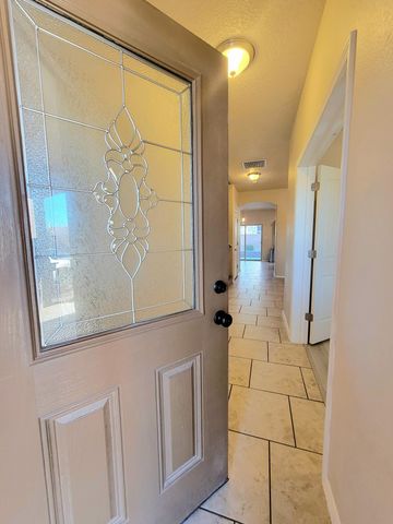 8509 Mock Heather Road NW, Albuquerque, NM 87120