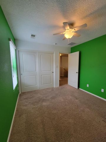 8509 Mock Heather Road NW, Albuquerque, NM 87120