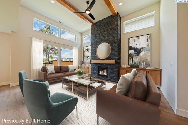 5612 Rd. 122, Pasco, WA 99301