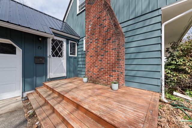 1 Langdon Park Road, Plymouth, NH 03264