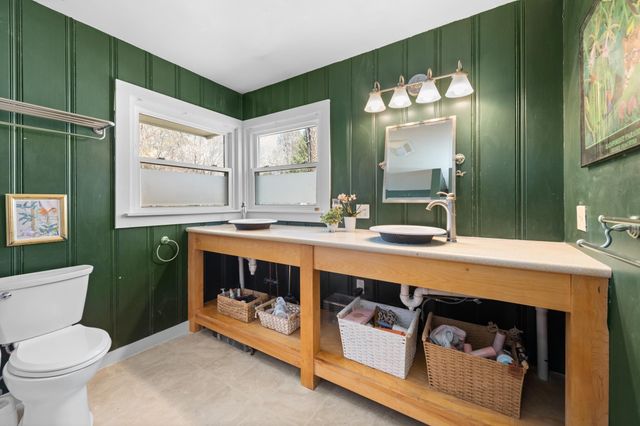 1 Langdon Park Road, Plymouth, NH 03264