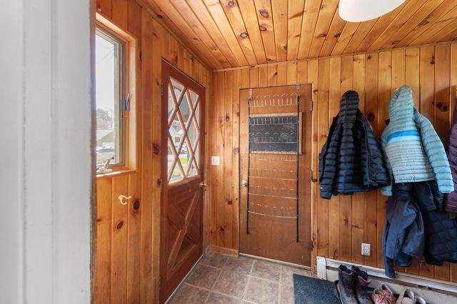 1 Langdon Park Road, Plymouth, NH 03264