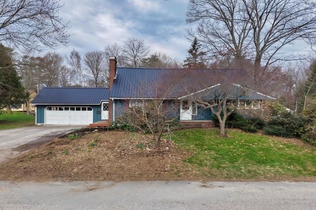 1 Langdon Park Road, Plymouth, NH 03264