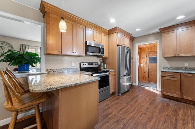 1 Langdon Park Road, Plymouth, NH 03264