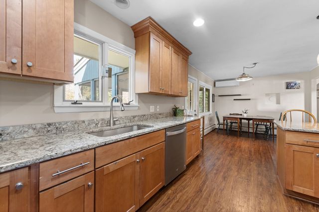 1 Langdon Park Road, Plymouth, NH 03264