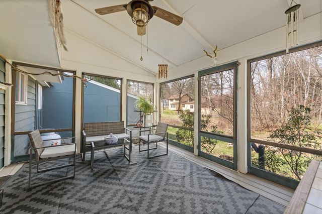 1 Langdon Park Road, Plymouth, NH 03264
