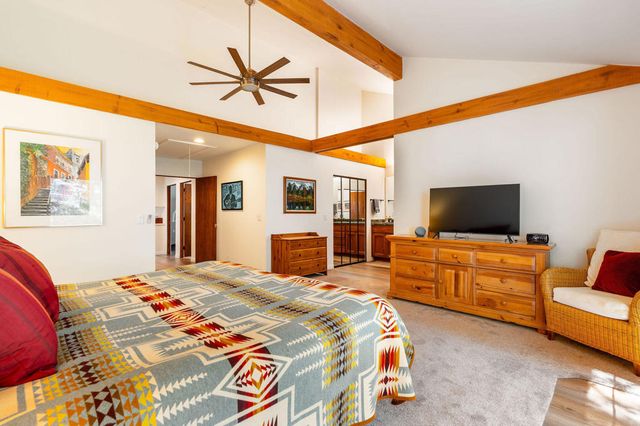 26800 Meadow Glen Drive, Idyllwild, CA 92549