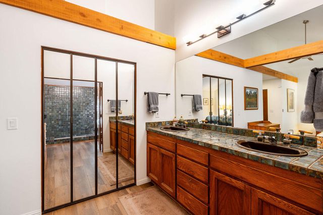 26800 Meadow Glen Drive, Idyllwild, CA 92549