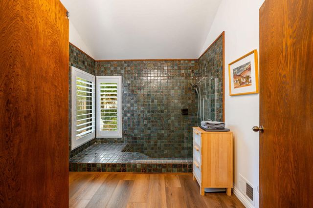 26800 Meadow Glen Drive, Idyllwild, CA 92549