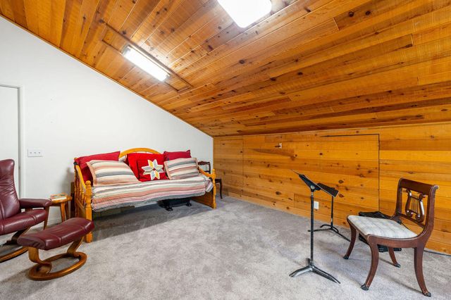 26800 Meadow Glen Drive, Idyllwild, CA 92549