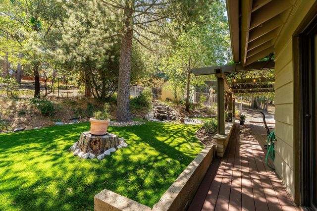 26800 Meadow Glen Drive, Idyllwild, CA 92549