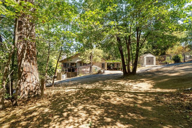 26800 Meadow Glen Drive, Idyllwild, CA 92549