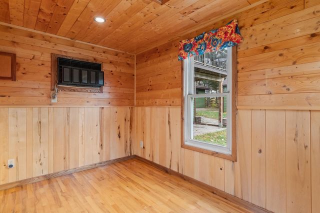 3006 N Nokomis NE, Alexandria, MN 56308