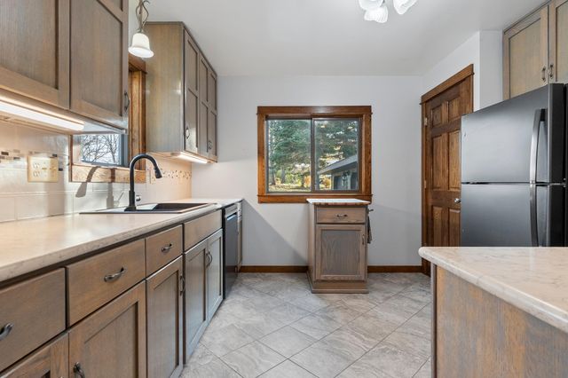 3006 N Nokomis NE, Alexandria, MN 56308
