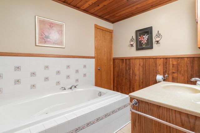 3006 N Nokomis NE, Alexandria, MN 56308