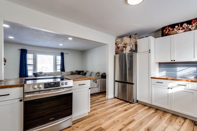 3238 S Edwards Ave, Wichita, KS 67217