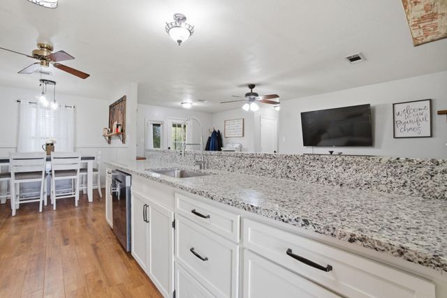 1858 County Road 2066, Hull, TX 77564