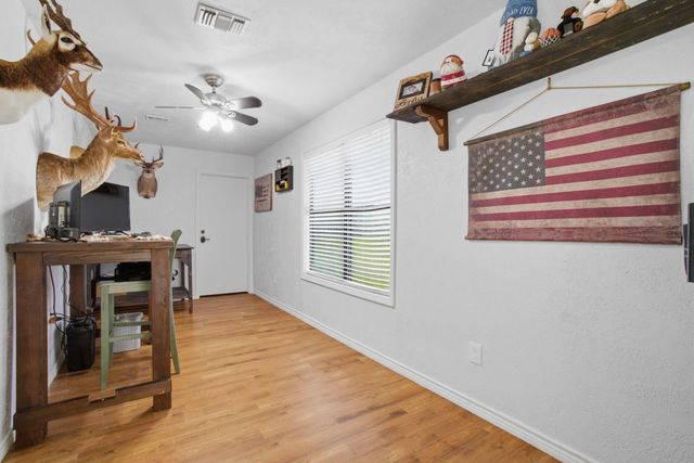 1858 County Road 2066, Hull, TX 77564