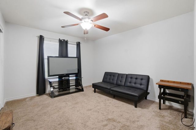 1858 County Road 2066, Hull, TX 77564