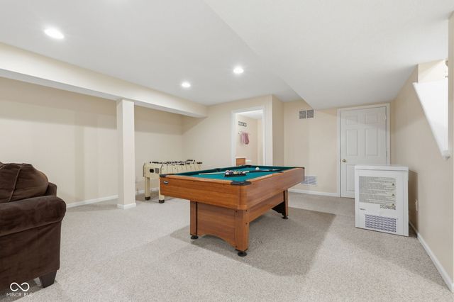 11809 Holbrook Close, Fishers, IN 46037
