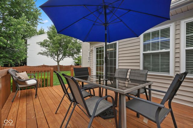 11809 Holbrook Close, Fishers, IN 46037