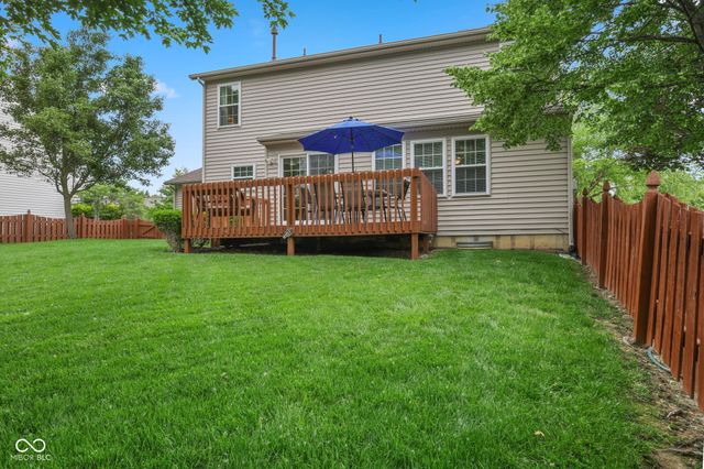 11809 Holbrook Close, Fishers, IN 46037