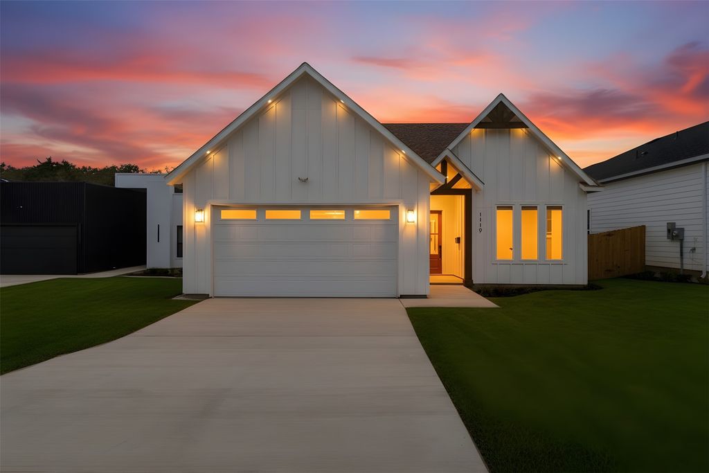 1119 Riverwood Road, Dallas, TX 75217