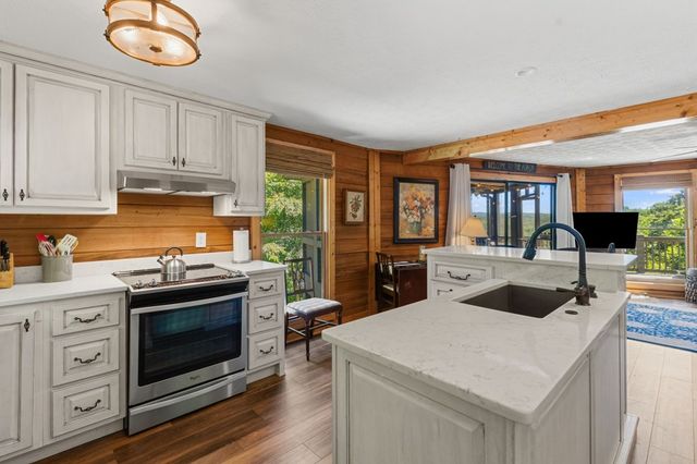122 Zane Drive, Ellijay, GA 30540