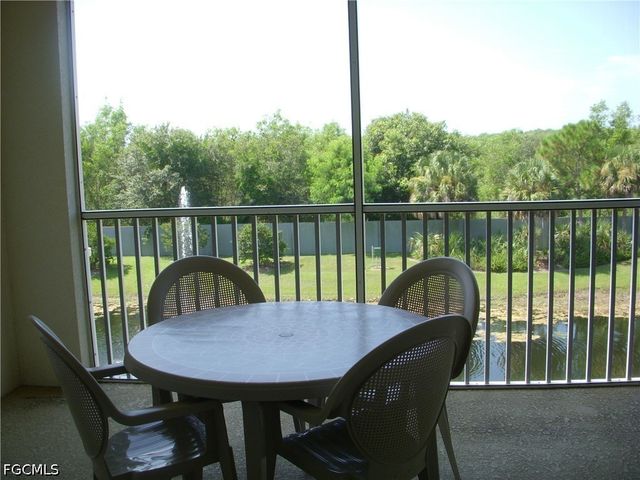 11021 Gulf Reflections DR 303, Fort Myers, FL 33908