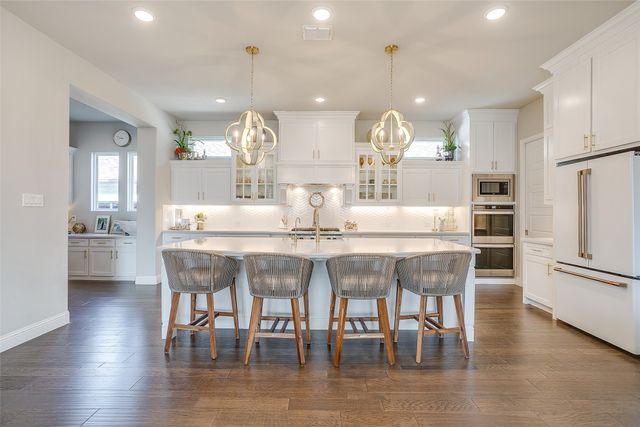 13912 Walsh Avenue, Fort Worth, TX 76008