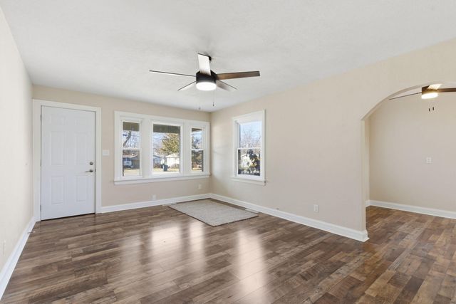 2514 N Campbell Avenue, Springfield, MO 65803