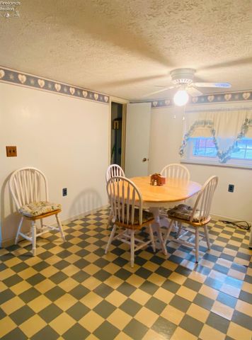 115 County Road 73, Fremont, OH 43420