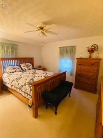 115 County Road 73, Fremont, OH 43420