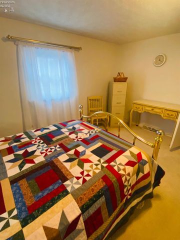 115 County Road 73, Fremont, OH 43420