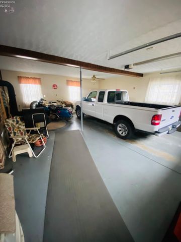 115 County Road 73, Fremont, OH 43420