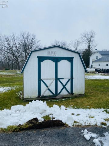 115 County Road 73, Fremont, OH 43420