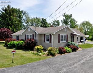 115 County Road 73, Fremont, OH 43420