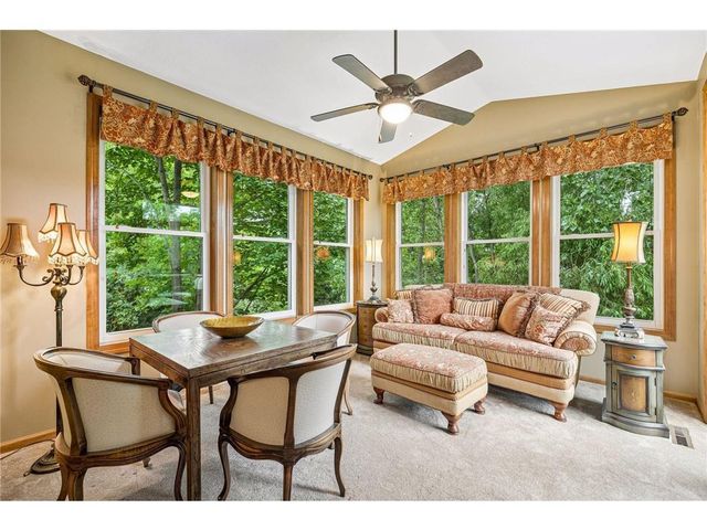 18464 Farmstead Circle, Eden Prairie, MN 55347