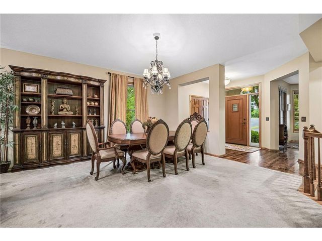 18464 Farmstead Circle, Eden Prairie, MN 55347