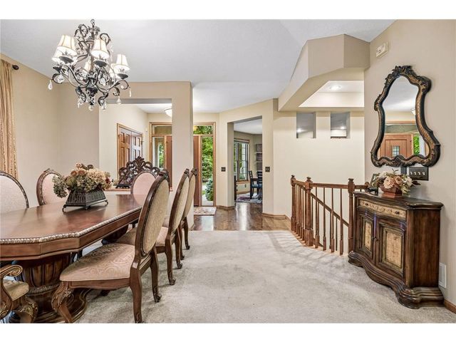 18464 Farmstead Circle, Eden Prairie, MN 55347