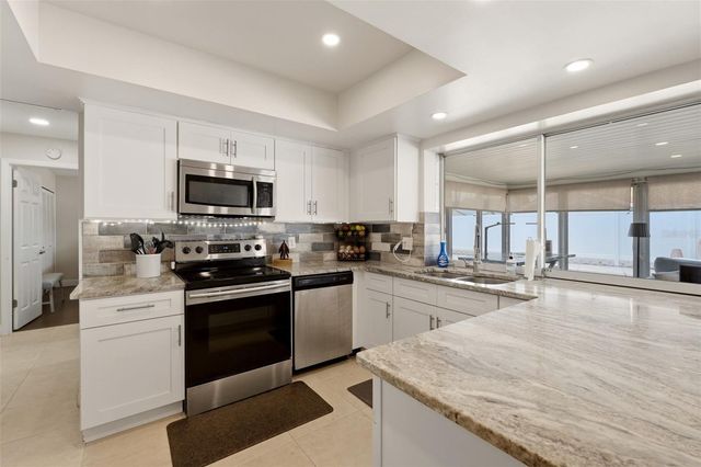 6020 10TH AVENUE W, Bradenton, FL 34209