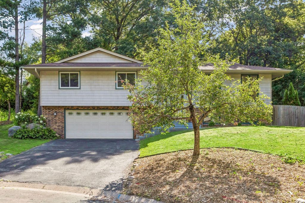 761 Torchwood Court, New Brighton, MN 55112 — exterior