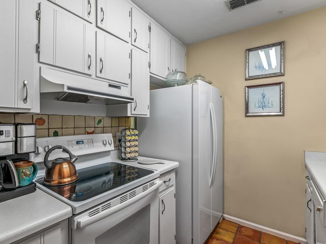 3104 Oak Hammock Lane U, Tallahassee, FL 32301