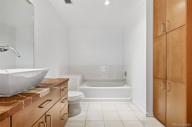 2990 E 17th Avenue 806, Denver, CO 80206