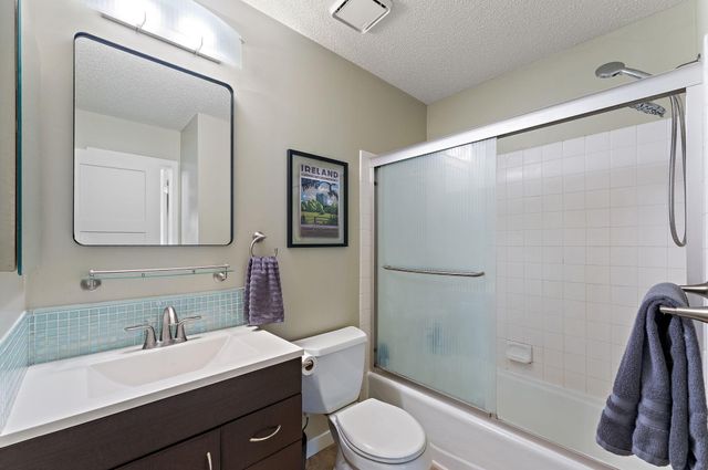 9056 Sequoia Road, Woodbury, MN 55125